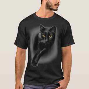 Black Cat Yellow Eyes Cats  Gifts  T-Shirt