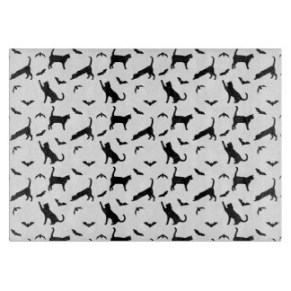 Black Cats Hunting Bats Simple Halloween Pattern Cutting Board