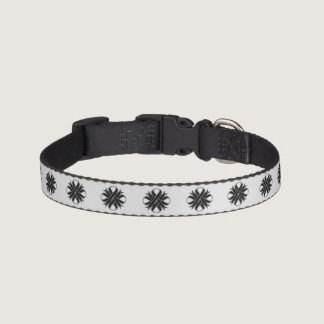 Black Clover Ribbon by Kenneth Yoncich Pet Collar