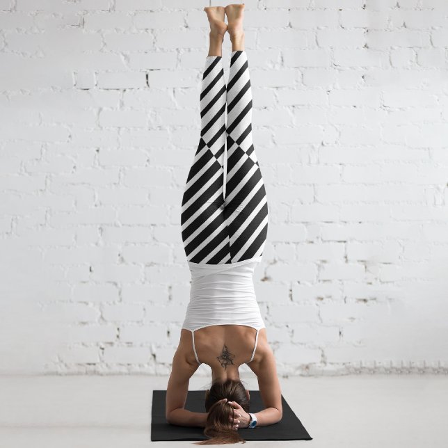 Black Crossing Stripe Capri Leggings (Creator Uploaded)