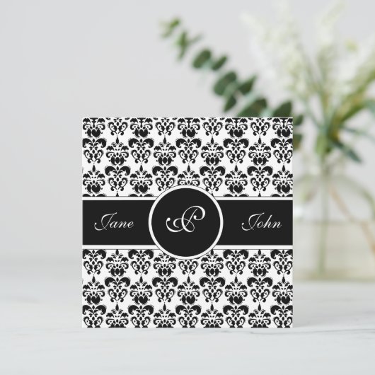 Black damask (Standing Front)