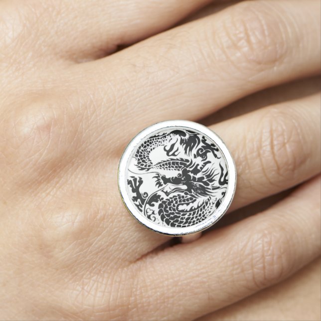 Black Dragon Ring (In Situ)