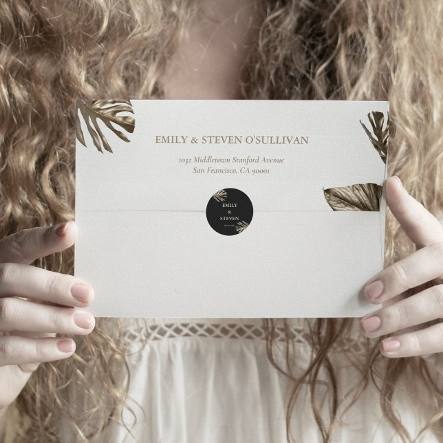 Black Gold Modern Elegant Wedding Envelope (Creator Uploaded)