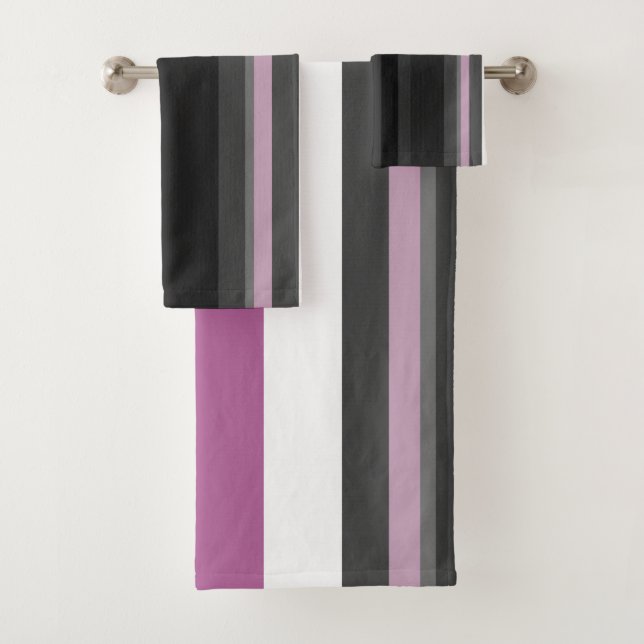 Black, Gray and White Stripes Bath Towel Set (Insitu)