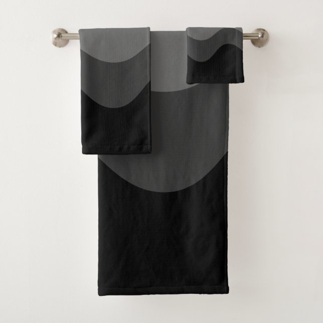 Black Gray  Wavey Stripe Modern Bath Towel Set (Insitu)