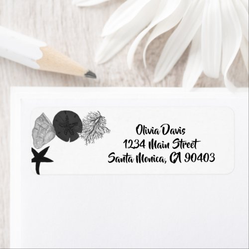 Black_gray_white seashell casual wedding label