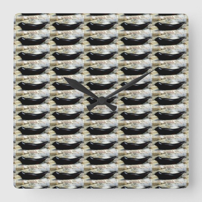 black harbor seals clock (Front)