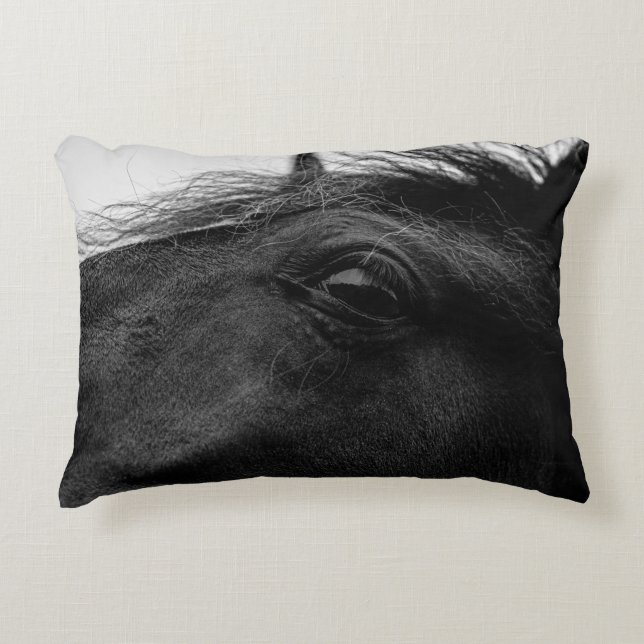 BLACK HORSE ACCENT PILLOW (Front)