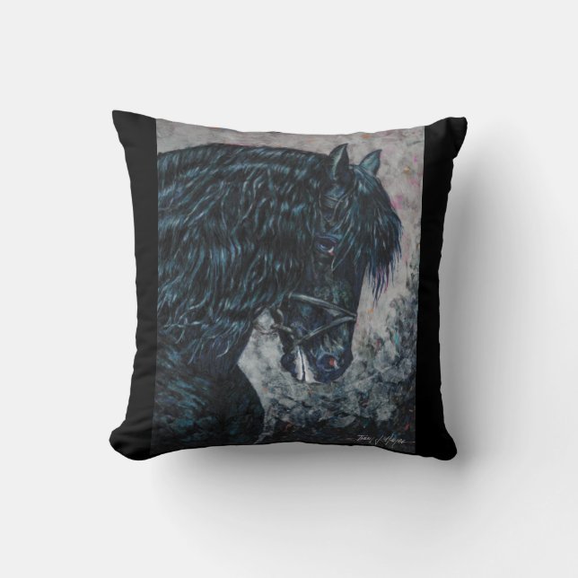 Black horse pillow (Front)