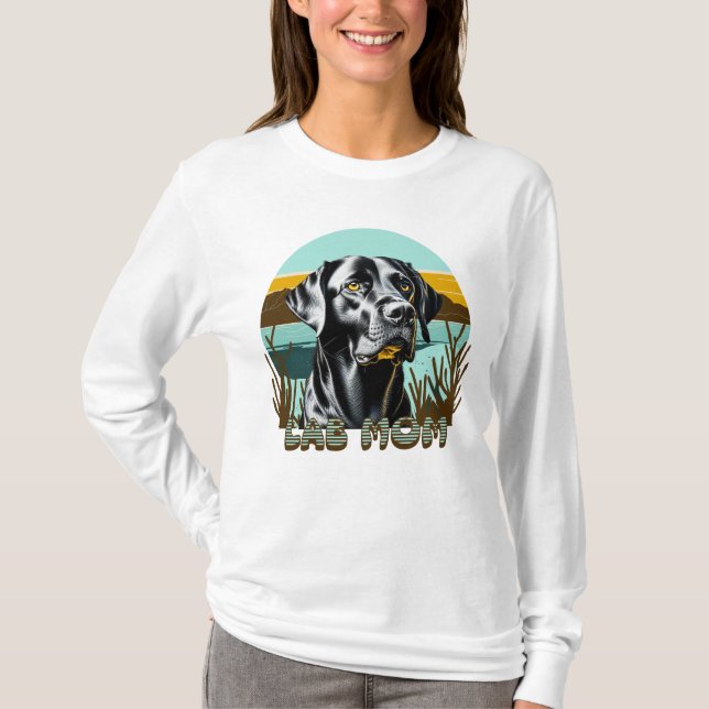 Black Lab | Lab Mom Dog Lover T-Shirt (Front)