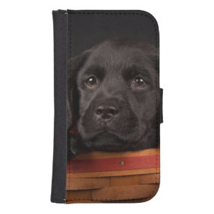 Black labrador retriever puppy in a basket wallet phone case for samsung galaxy s4