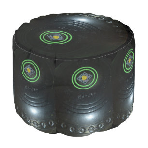 Black Lawn Bowl, Pouf