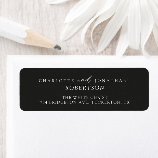 Black Minimalist Modern Elegant Label (Insitu)