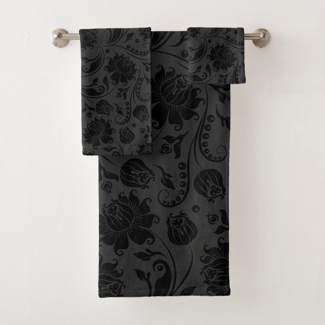 Black on gray damasks pattern bath towel set (Insitu)