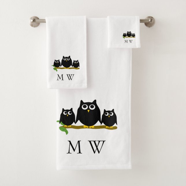 Black Owls Design Monogrammed Bath Towel Set (Insitu)