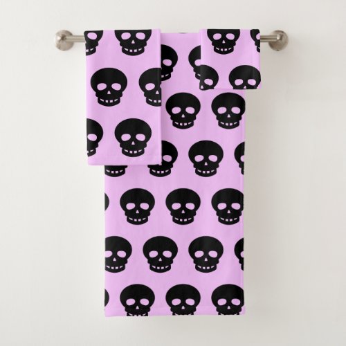 Black Pastel Goth Lilac Skull Pattern Bath Towel Set