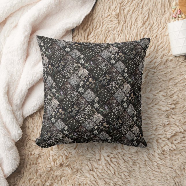 Black Patchwork-Look Quilting Pattern Throw Pillow (Blanket)