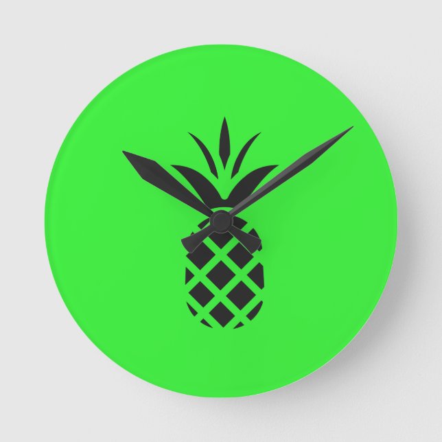 Black pine apple in Green Round Clock (Front)