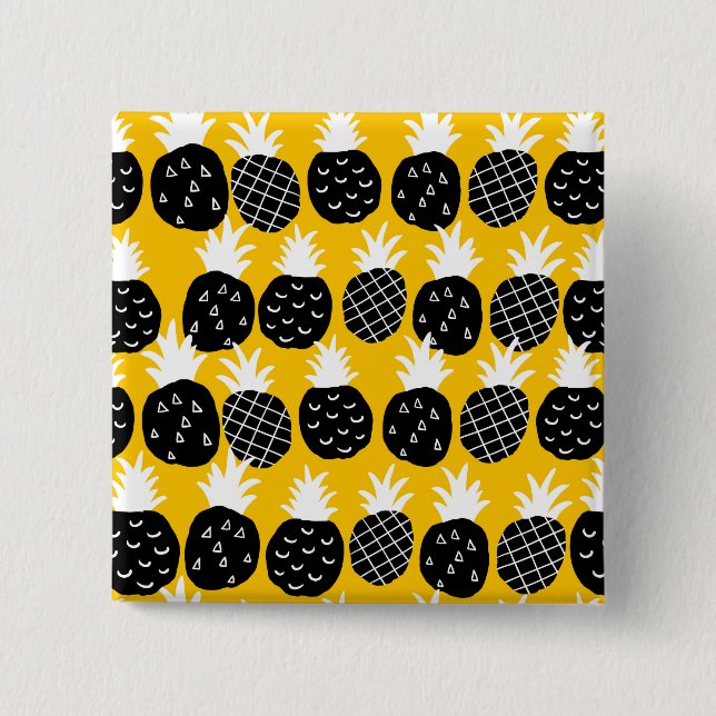 Black pineapples button (Front)