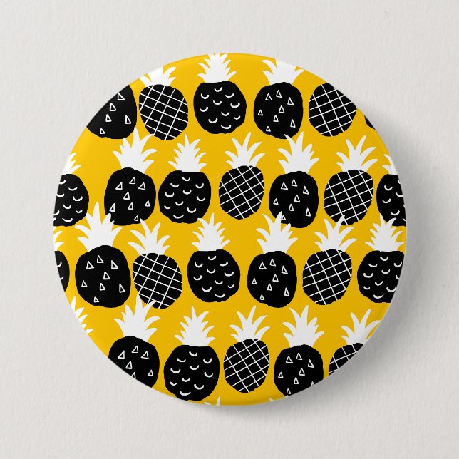 Black pineapples button (Front)