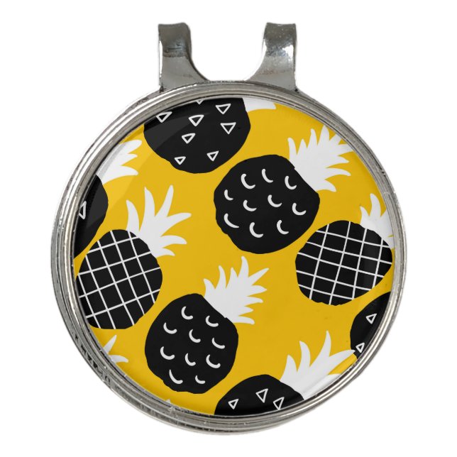 Black pineapples golf hat clip (Front)