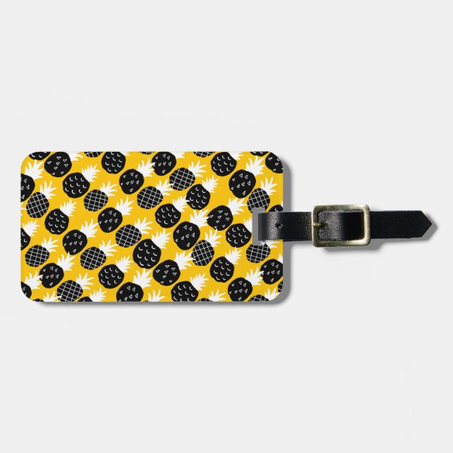 Black pineapples luggage tag (Front Horizontal)