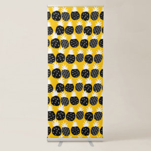 Black pineapples retractable banner