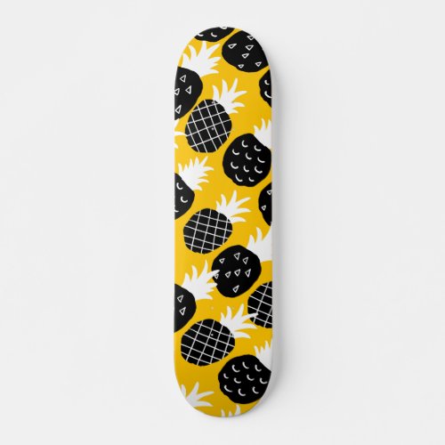 Black pineapples skateboard