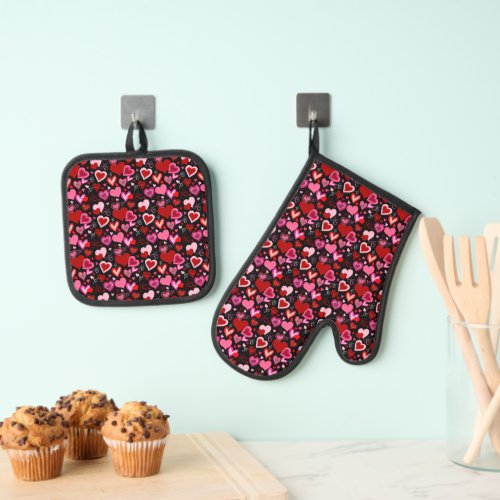 Black Pink Red Hearts Love Pattern Oven Mitt & Pot Holder Set