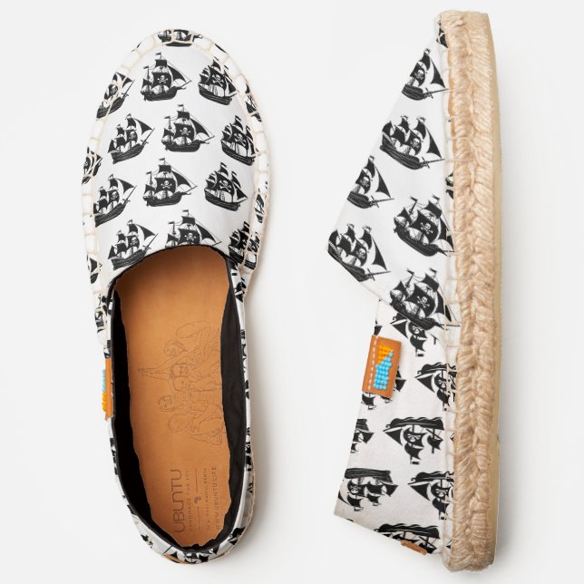Black Pirate Ships Waving Skull & Crossbones Espadrilles (Side)