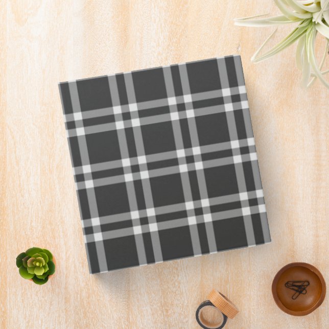 Black Plaid Binder (In Situ)