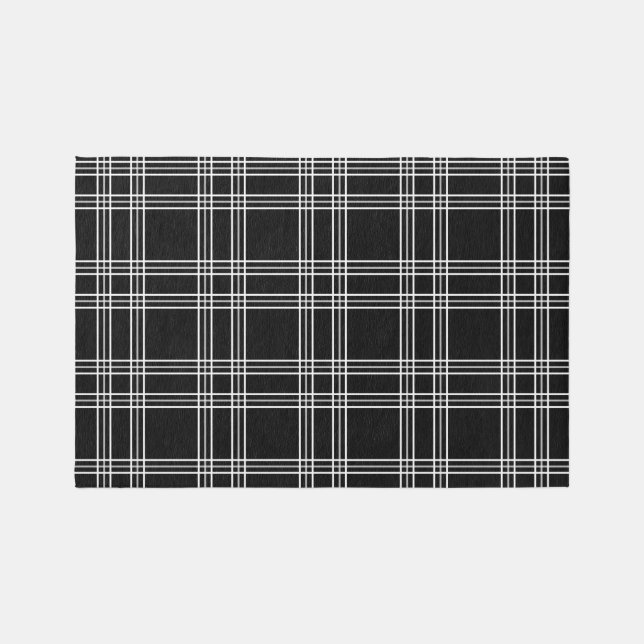 Black Plaid Tartan Rug (Front)