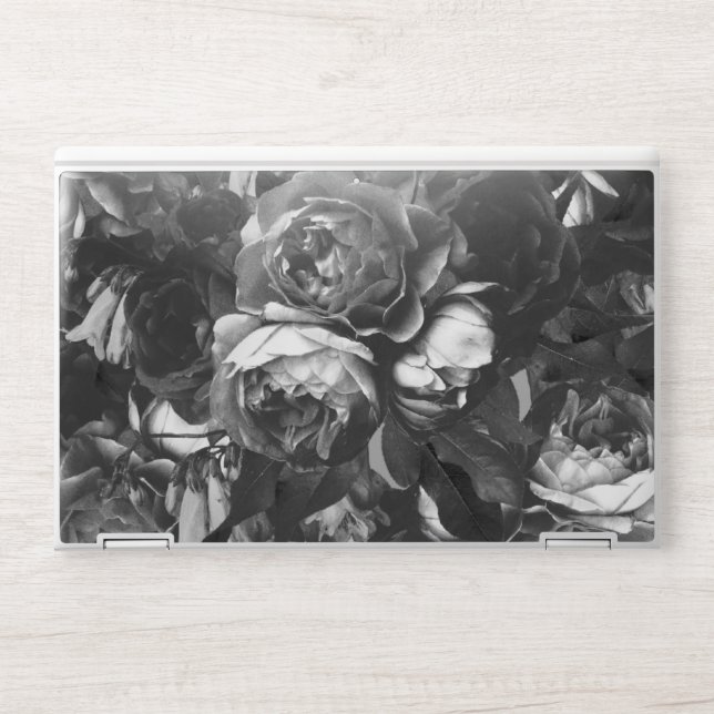 Black Rose Bouquet HP Laptop Skin (Front)