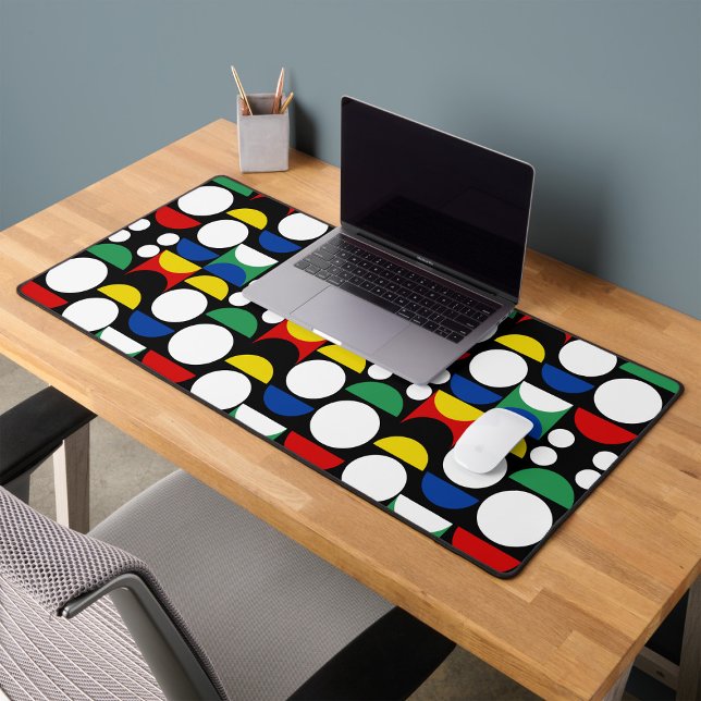 Black Scandinavian Bauhaus Mid-Century Pattern Desk Mat (Creator Uploaded)