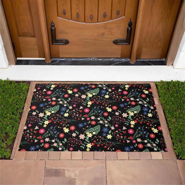 Black Simple Vintage Wildflower  Pattern  Doormat (Outdoor)