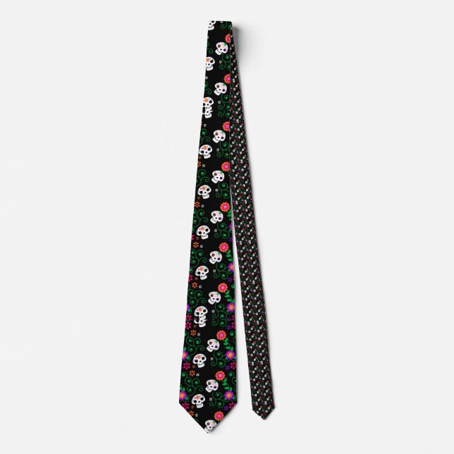 black sugar skull tie (Front)