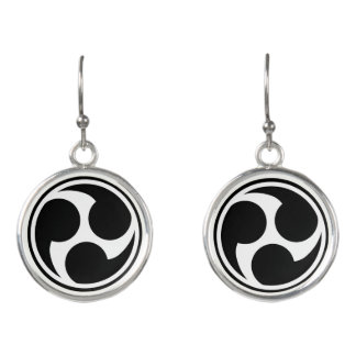 Black Taiko Mitsudomoe Earrings