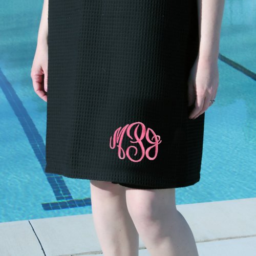 Black Velour Spa Wrap with Circle Monogram