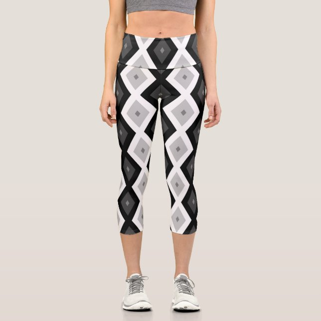 Black, white and gray diamond pattern capri leggings (Front)
