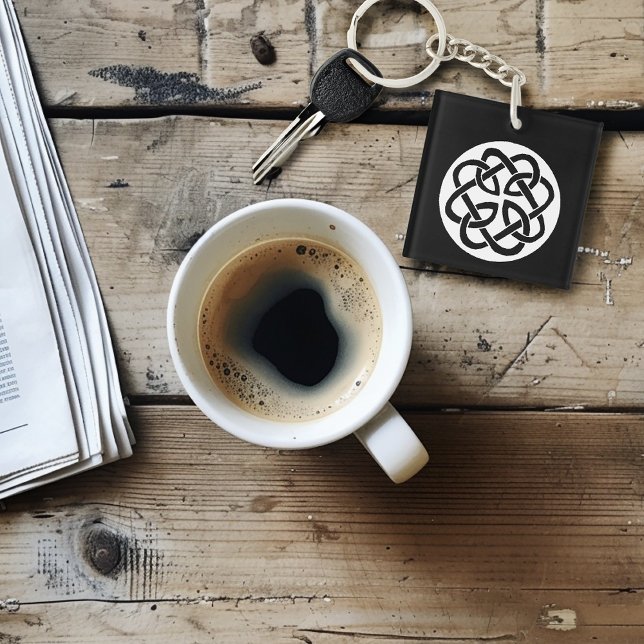 Black White Celtic Knotwork Circle Symbol Keychain (Creator Uploaded)