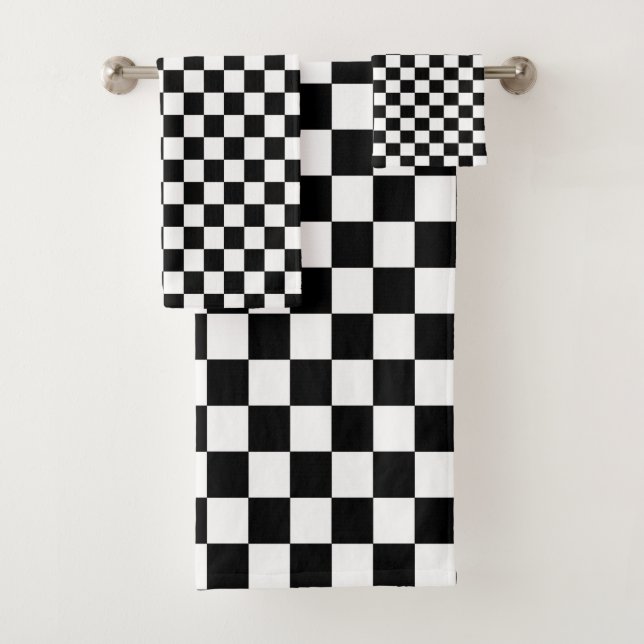 Black & White Checker Bath Towel Set (Insitu)