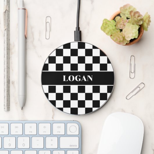 Black White Checkered Pattern with Name Wireless Charger (Desk)