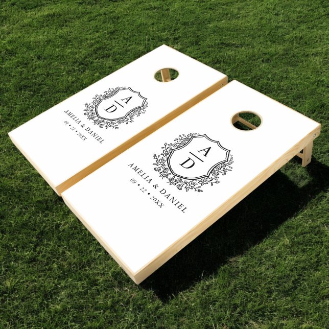 Black White Crest Modern Monogram Wedding  Cornhole Set (Creator Uploaded)