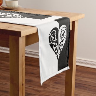 Black &White Filigree Heart 