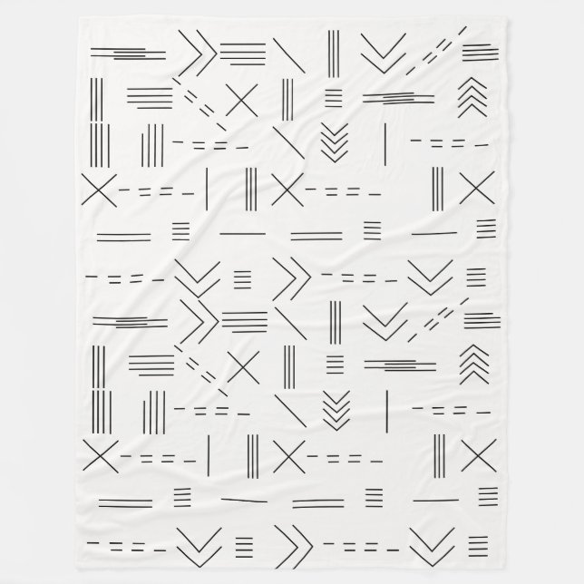 Black White Gorgeous Modern Geometric Pattern Fleece Blanket (Front)