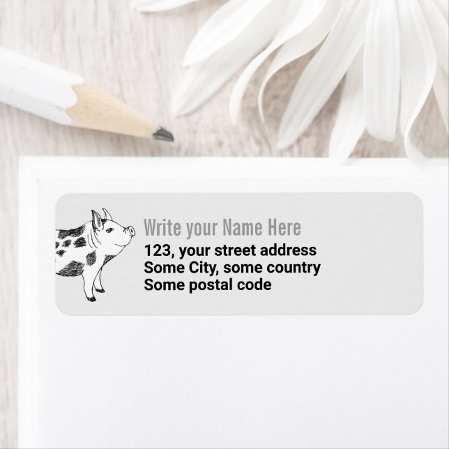 Black & white hand drawn pig cow spots pattern label (Insitu)