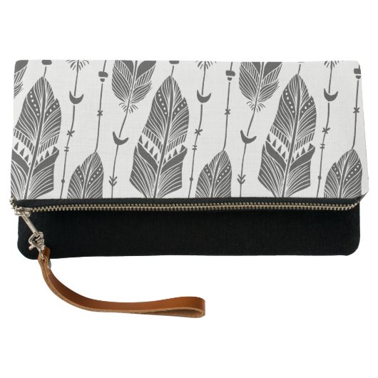 Black & white hobo pattern large feathers clutch (Front)