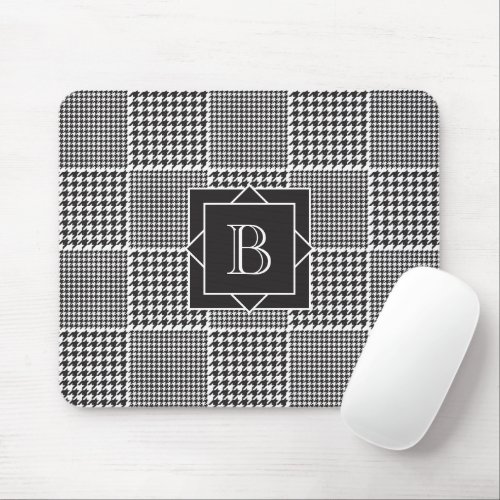 Black  White Houndstooth Pattern Monogram  Mouse Pad