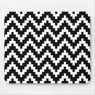 Black & White Ika Zigzag Geometric Pattern Mouse Pad