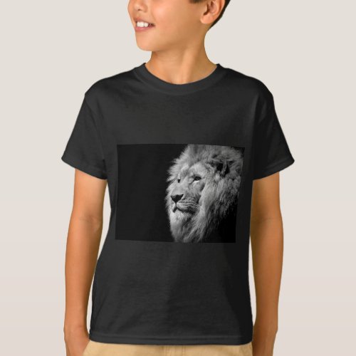 Black White Lion Portrait _ Animal Photography T_Shirt